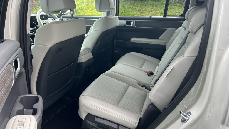 Hyundai SANTA FE 1.6 TGDi 239 Hybrid Ultimate 5dr 4WD Auto Hybrid Estate